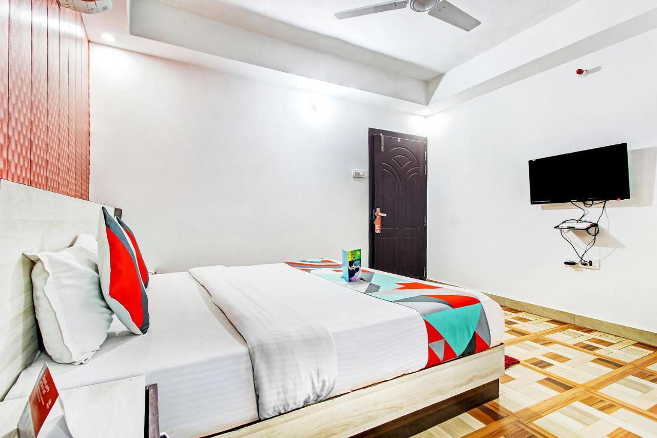 Hotel Fabexpress Grand Almada à Bijnaur Extérieur photo